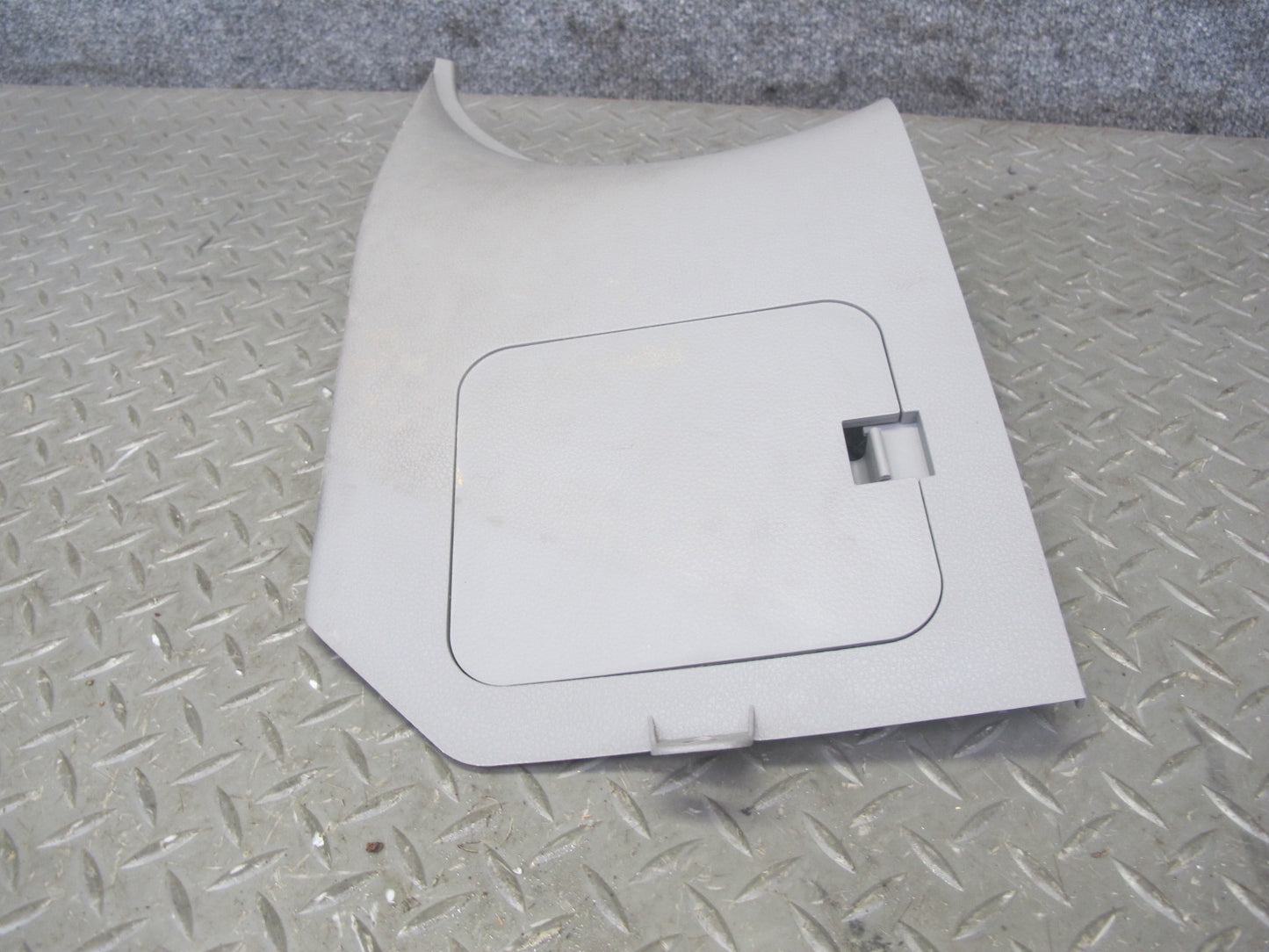 03-09 Nissan 350Z Z33 Set of 2 Front Left & Right Kick Trim Cover Gray OEM