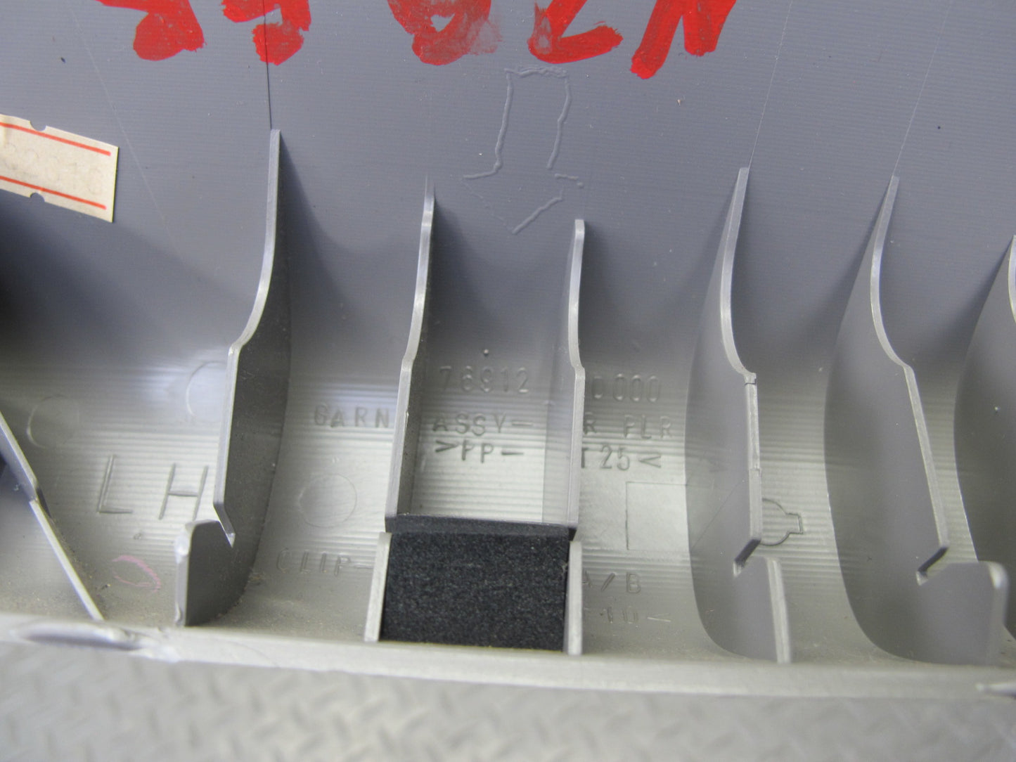 04-08 Nissan 350Z Convert Left & Right Interior A Pillar Trim Cover Gray Set OEM