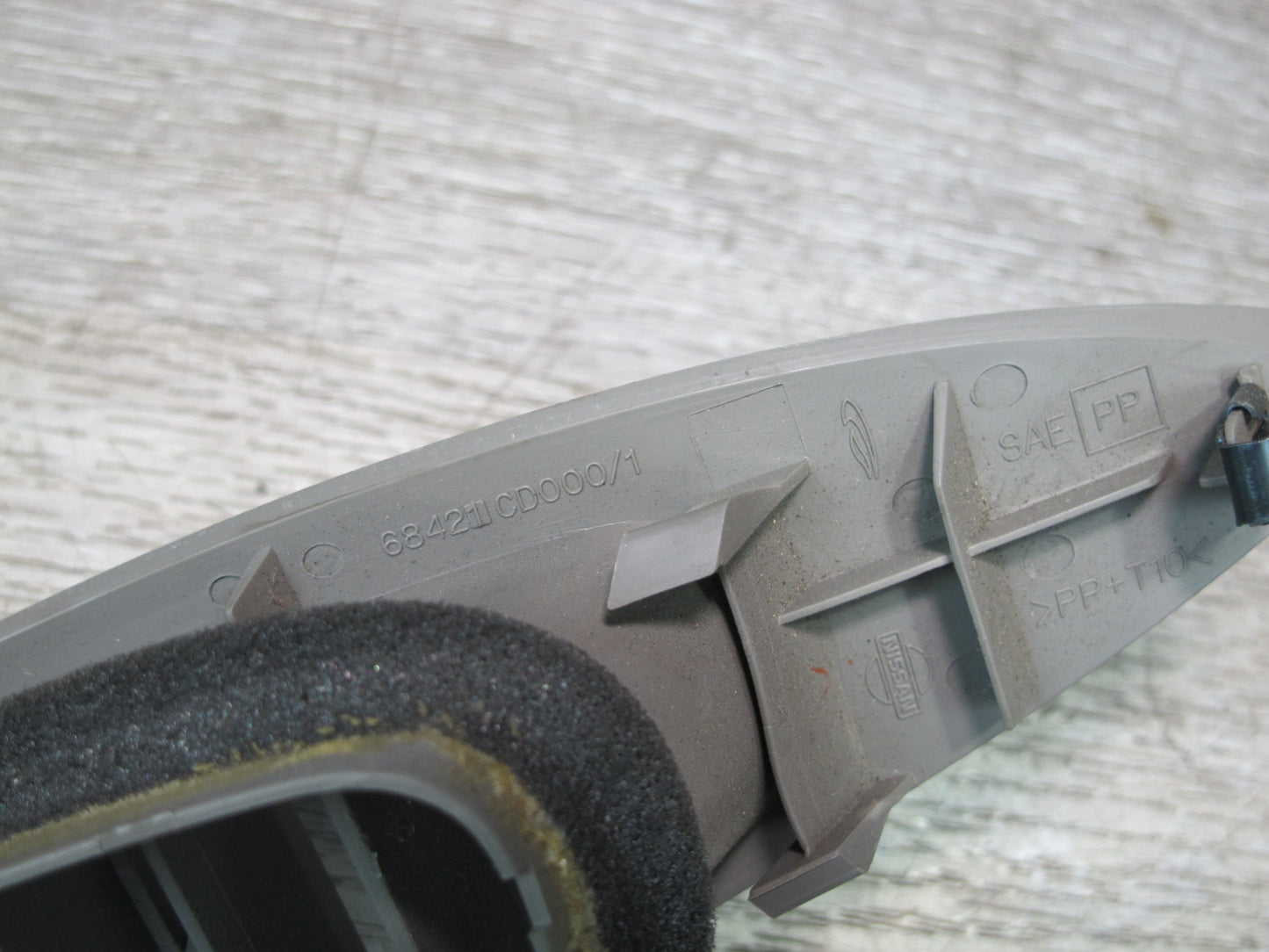 03-08 Nissan 350Z Z33 Set of 2 Left & Right Side Dash Air Vent Trim Cover OEM