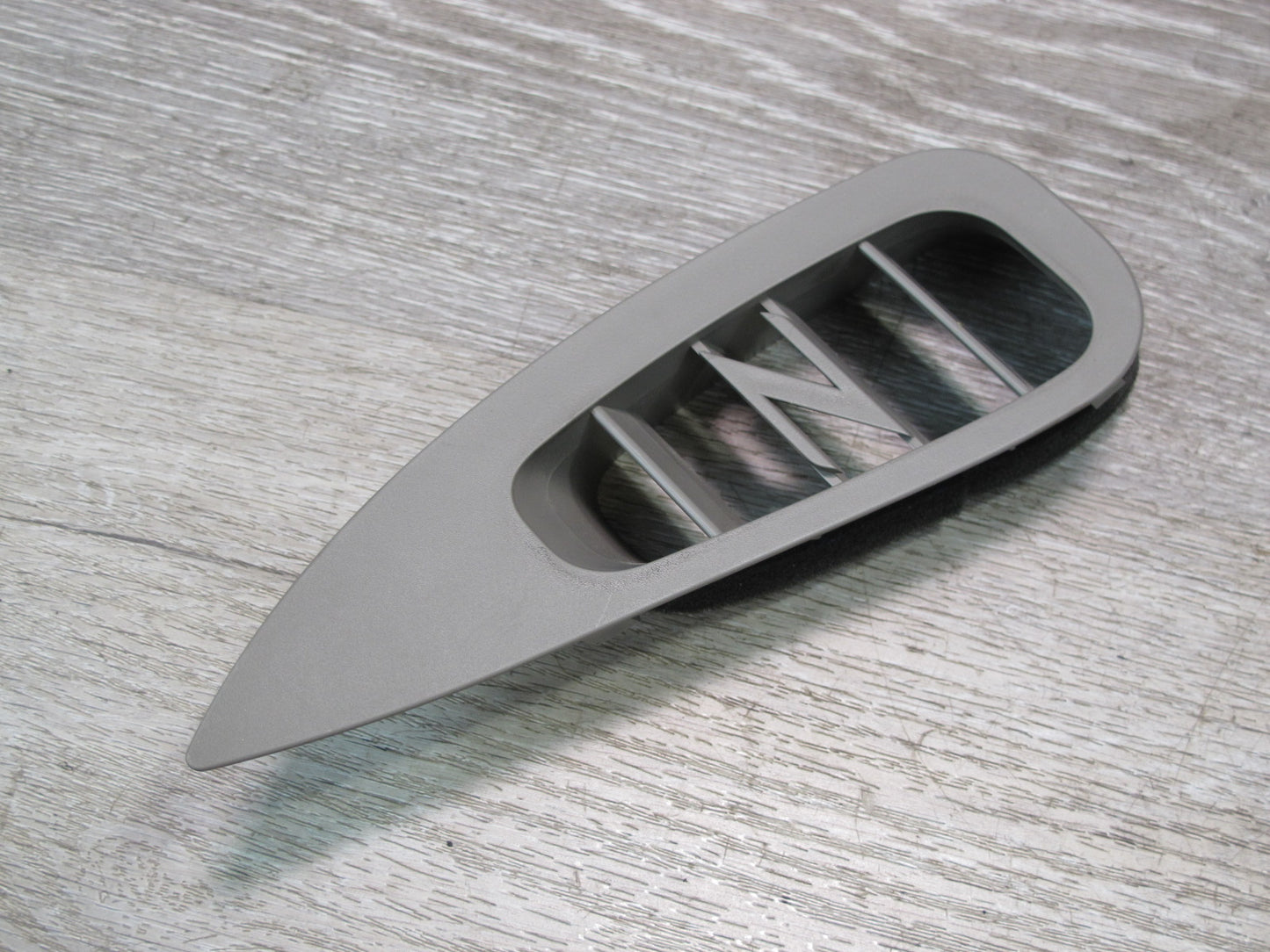 03-08 Nissan 350Z Z33 Set of 2 Left & Right Side Dash Air Vent Trim Cover OEM