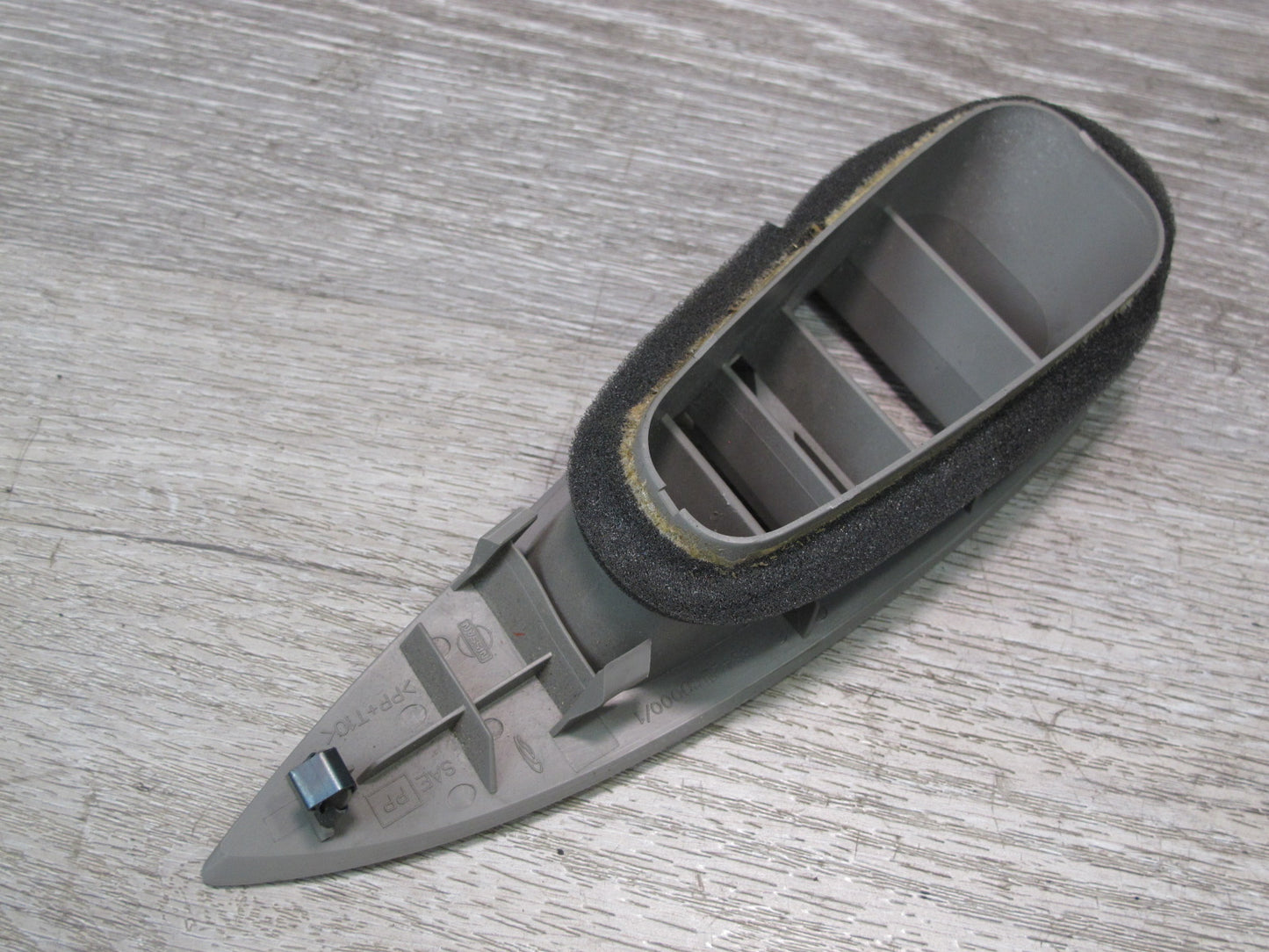 03-08 Nissan 350Z Z33 Set of 2 Left & Right Side Dash Air Vent Trim Cover OEM