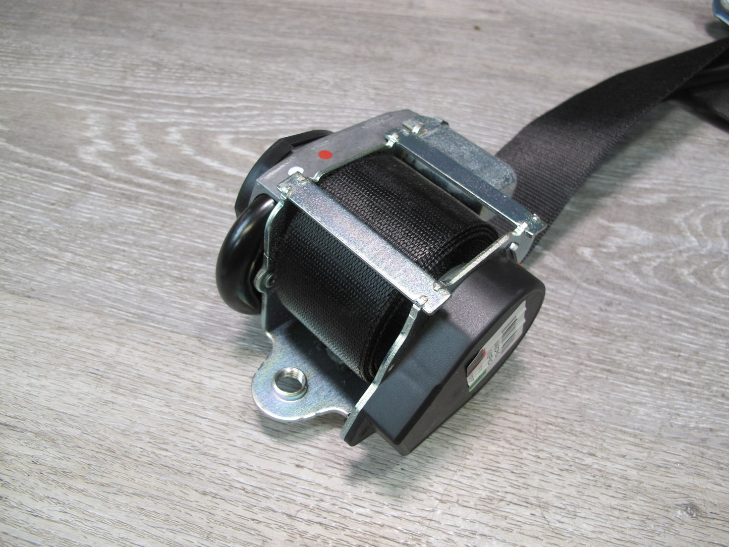 17-20 MASERATI LEVANTE M161 FRONT RIGHT PASSENGER SIDE SEATBELT RETRACTOR OEM
