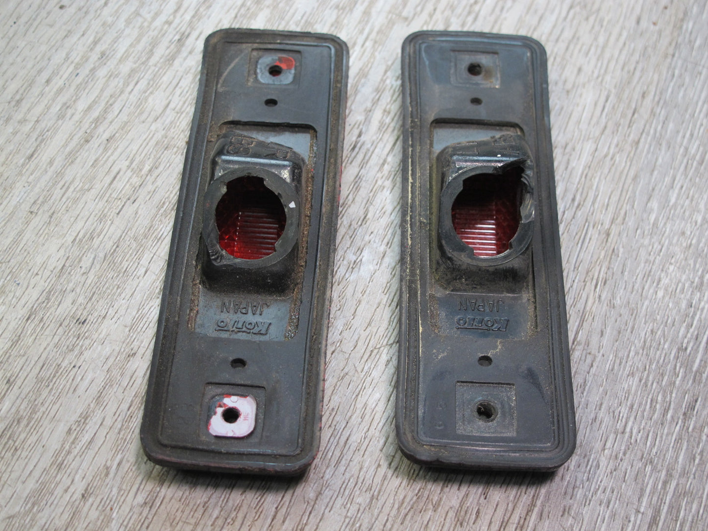 87-89 Toyota MR2 Rear Taillight Lamp Side Marker Light License Plate Set OEM