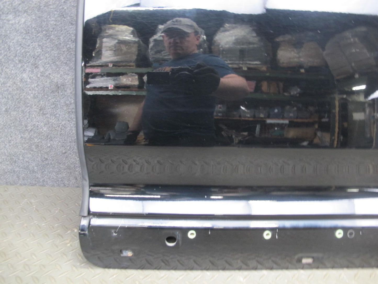2003-2010 Porsche Cayenne 955 Front Left Door Shell Panel