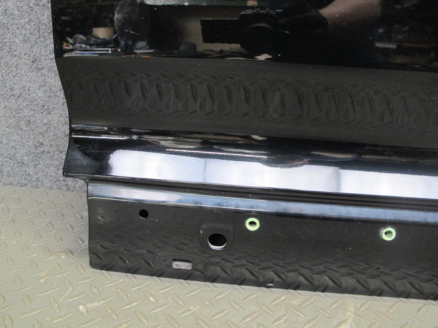 2003-2010 Porsche Cayenne 955 Front Right Door Shell Panel