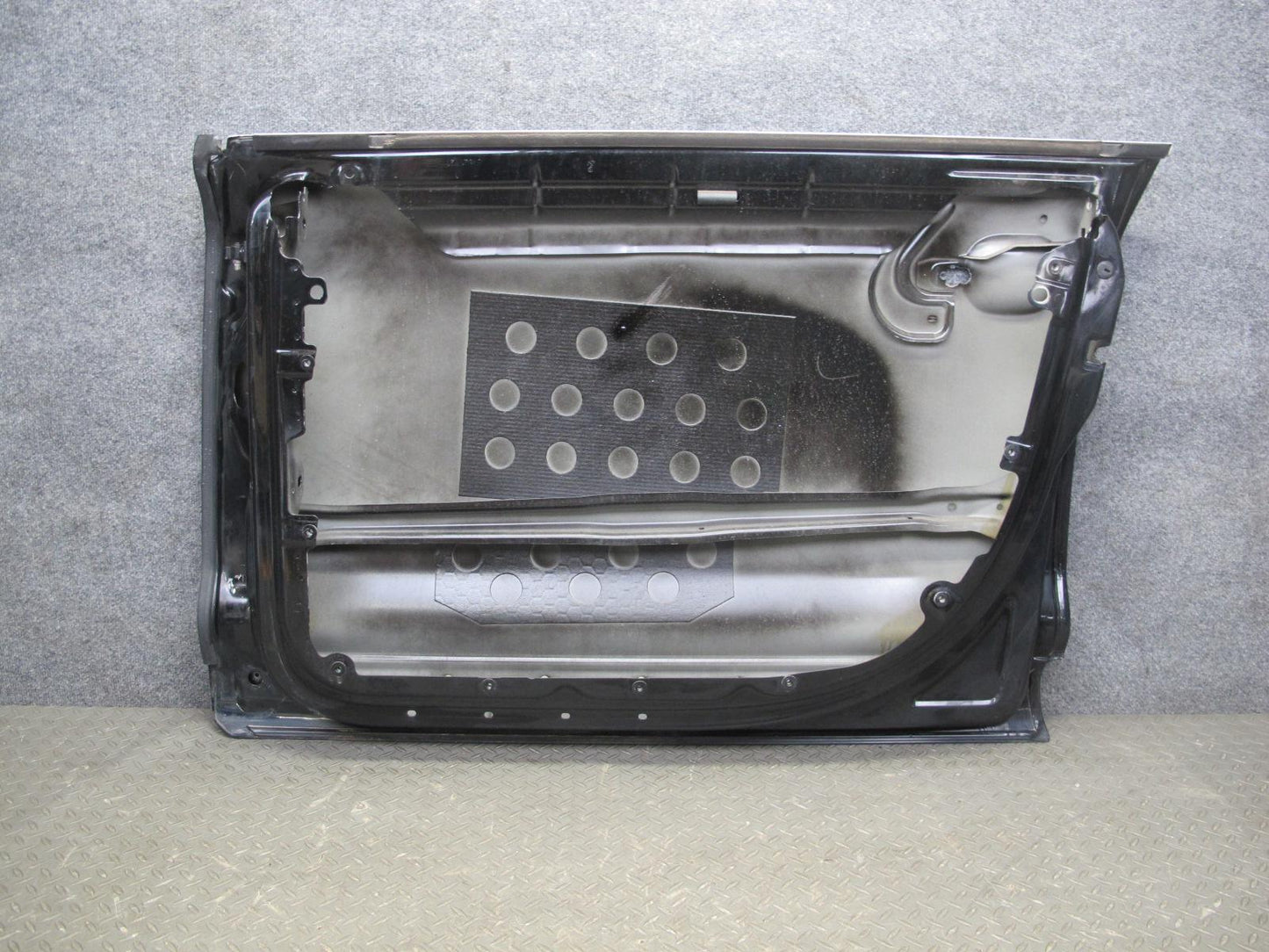 2003-2010 Porsche Cayenne 955 Front Right Door Shell Panel