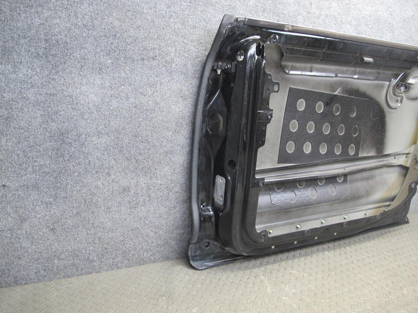 2003-2010 Porsche Cayenne 955 Front Right Door Shell Panel