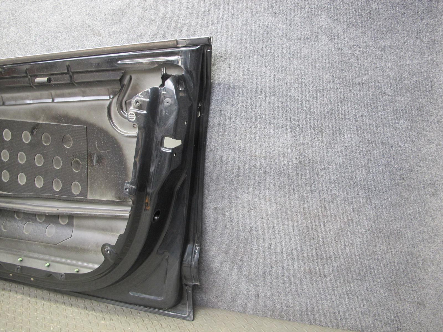 2003-2010 Porsche Cayenne 955 Front Right Door Shell Panel