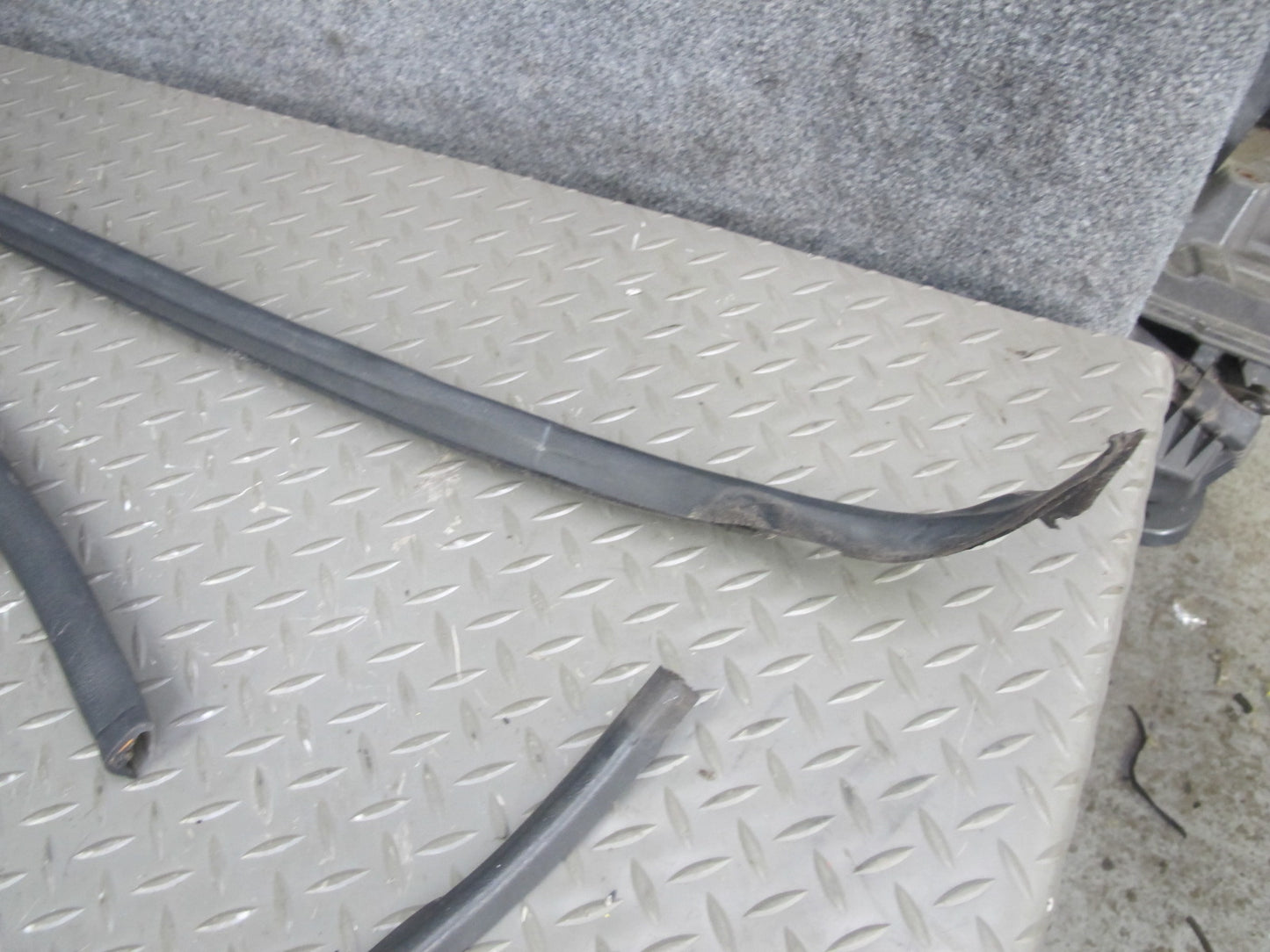 90-96 Nissan Z32 300ZX 2+2 Left & Right Door & T-top Weatherstrip Seal Set OEM
