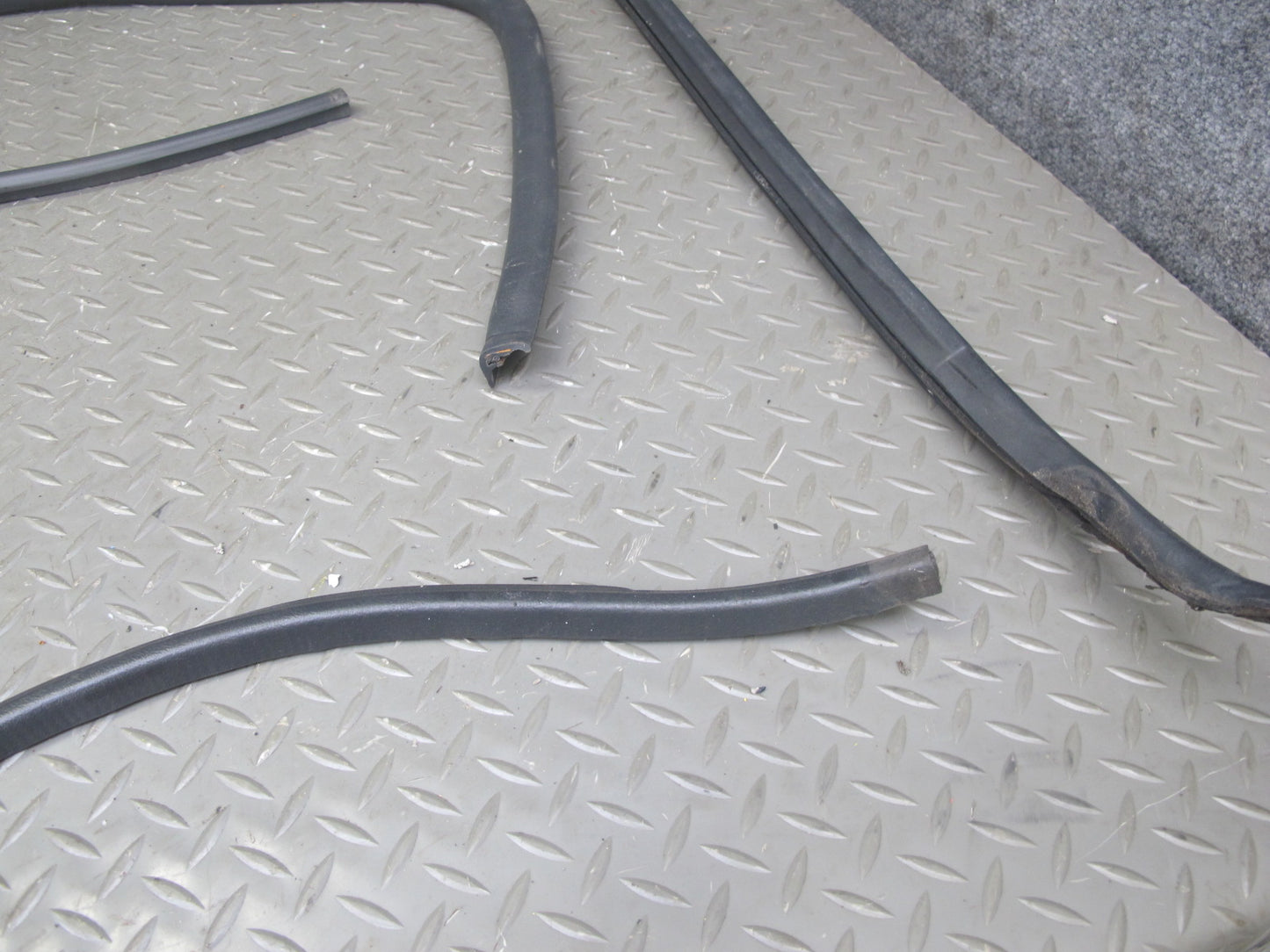 90-96 Nissan Z32 300ZX 2+2 Left & Right Door & T-top Weatherstrip Seal Set OEM