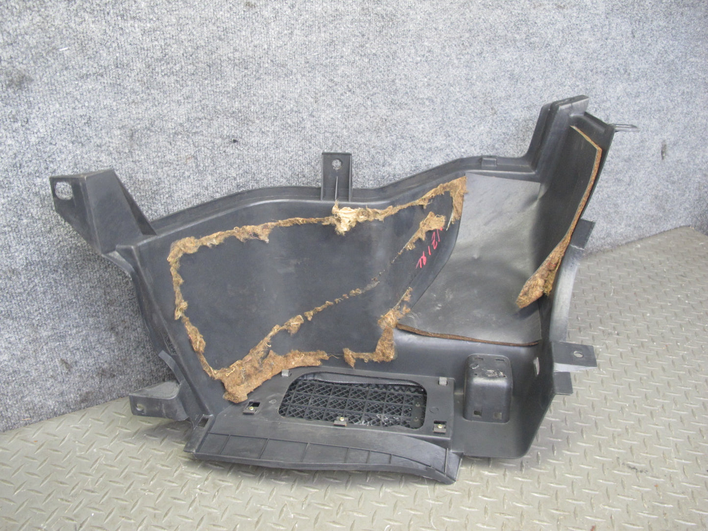 90-96 Nissan Z32 300ZX 2+2 Rear Left Quarter Lower Trunk Trim Cover Panel OEM