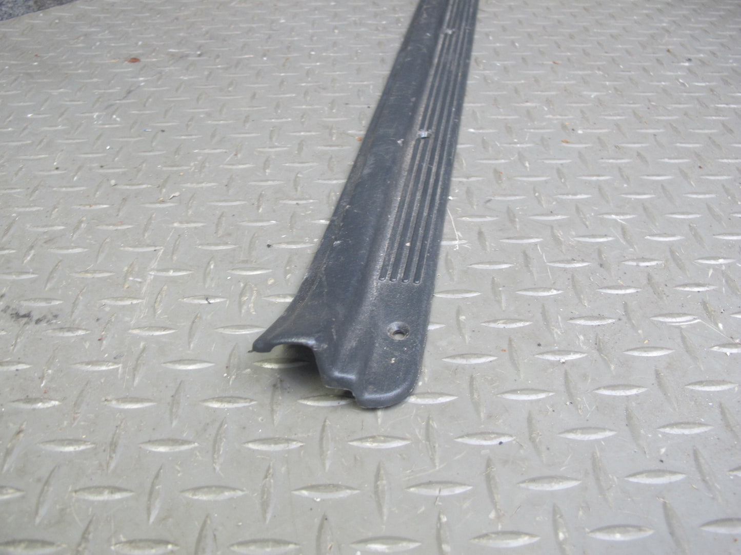 90-96 Nissan Z32 300ZX Coupe Set of 2 Door Scuff Sill Plate Trim Cover OEM