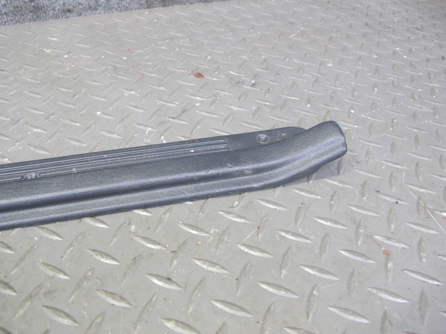 90-96 Nissan Z32 300ZX Coupe Set of 2 Door Scuff Sill Plate Trim Cover OEM