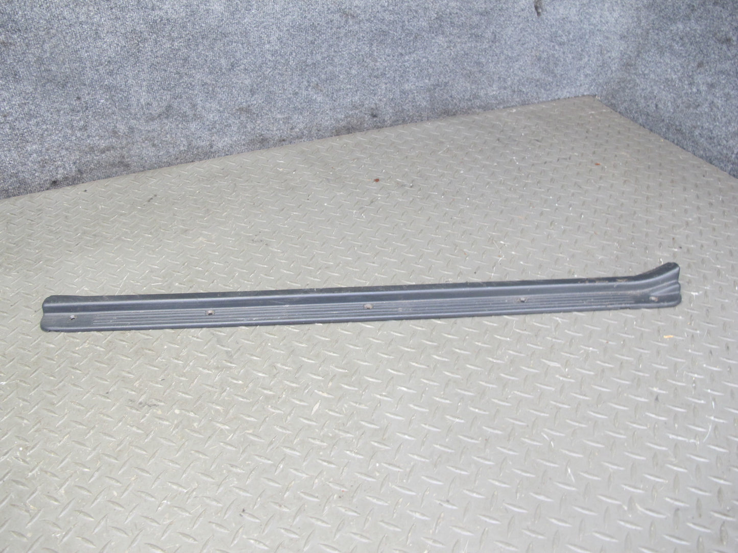 90-96 Nissan Z32 300ZX Coupe Set of 2 Door Scuff Sill Plate Trim Cover OEM