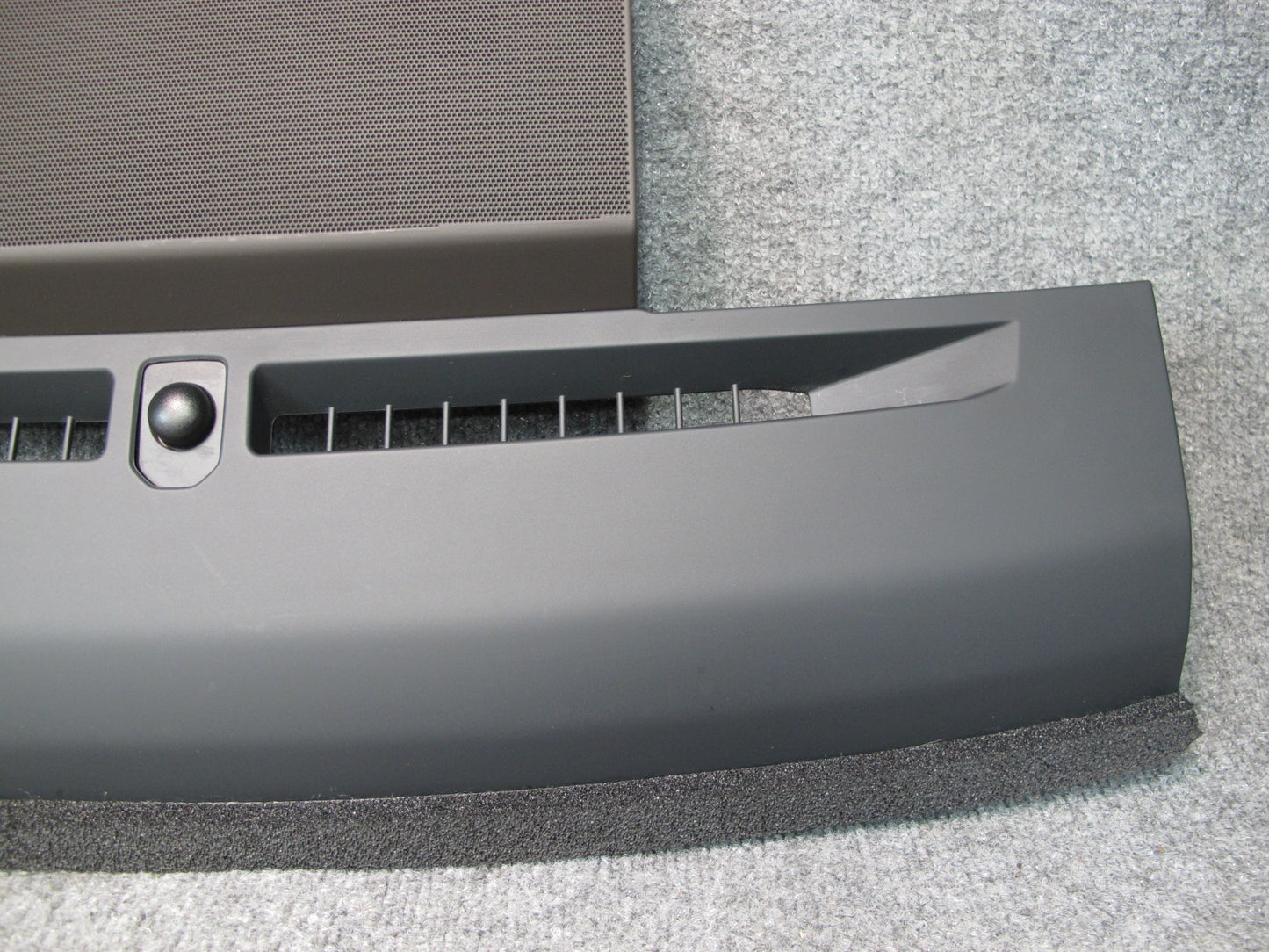 2013-2017 Land Range Rover L405 Dash Upper Trim Defrost Panel w Speaker Grille