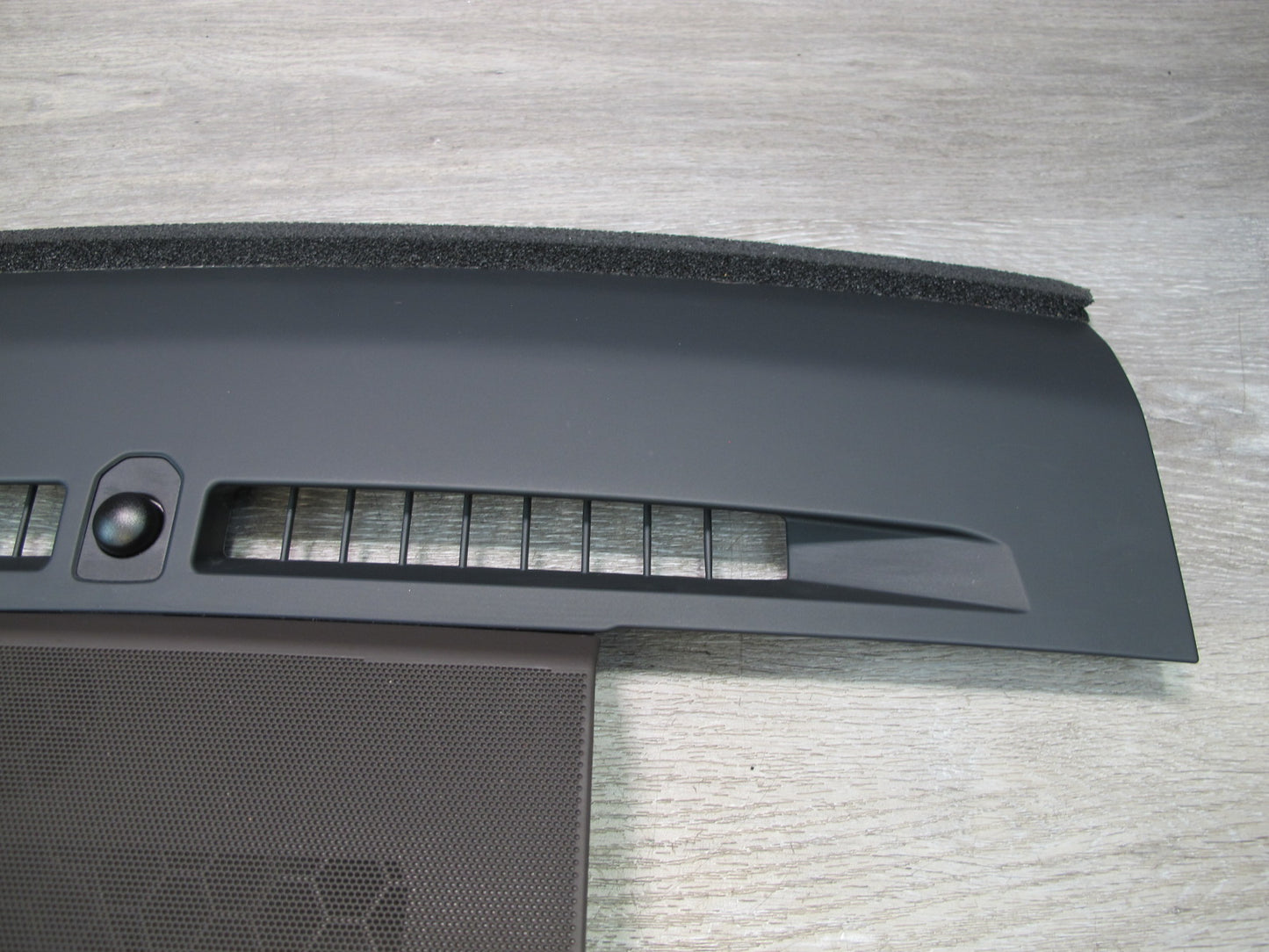 2013-2017 Land Range Rover L405 Dash Upper Trim Defrost Panel w Speaker Grille