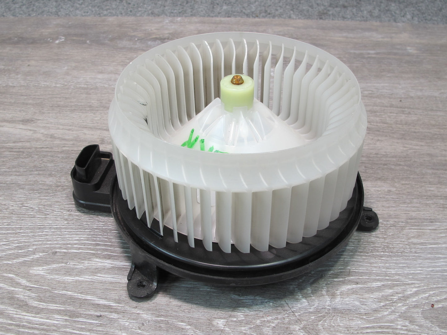 2013-2022 Land Range Rover L405 Front A/C Heater Blower Motor Fan