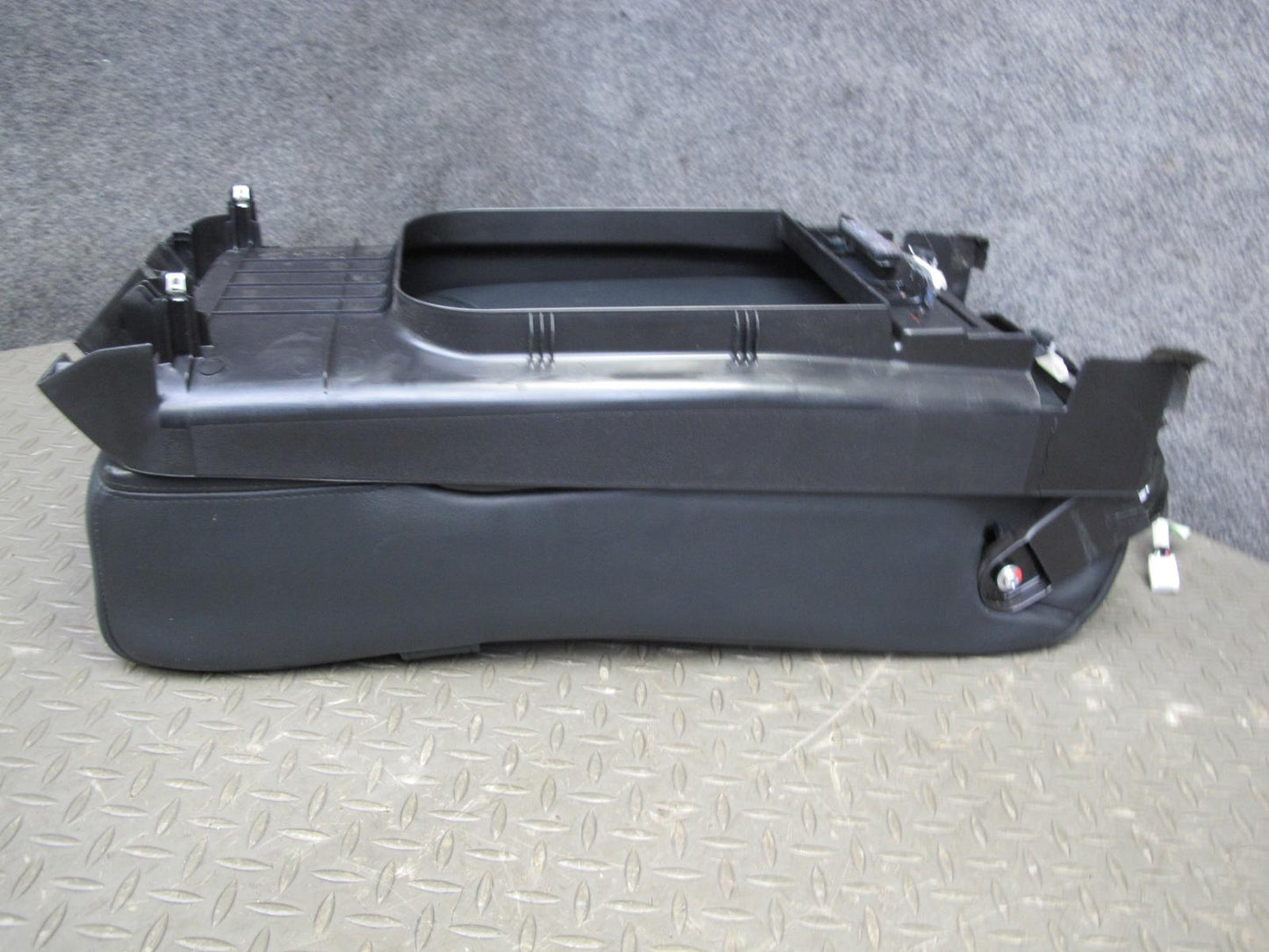 2008 Lexus LS600h Rear Seat Center Leather Armrest Black w Switch Panel OEM