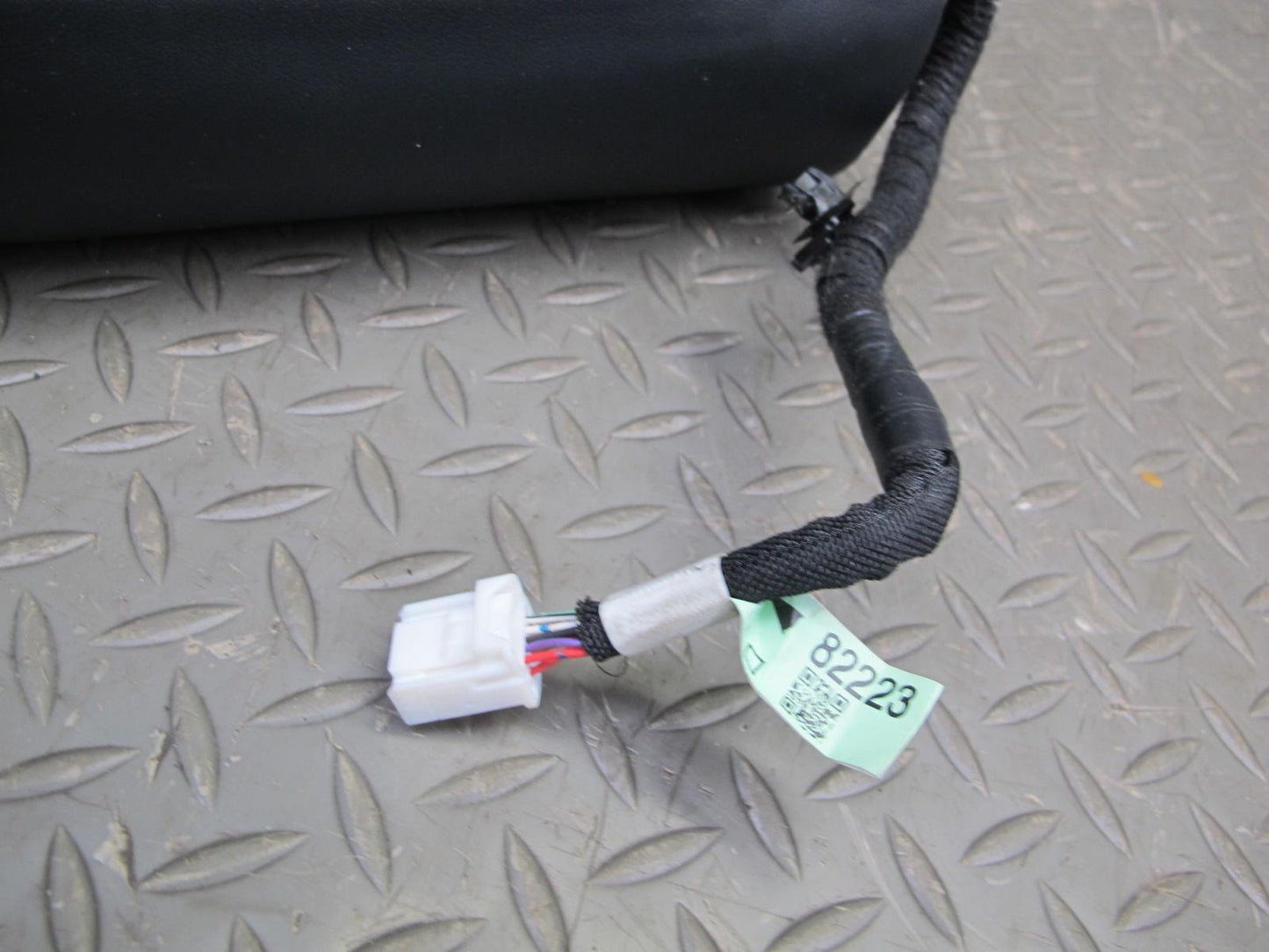 2008 Lexus LS600h Rear Seat Center Leather Armrest Black w Switch Panel OEM