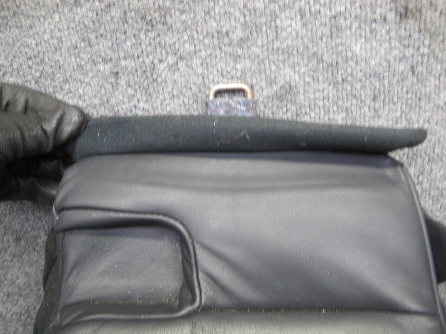 08-09 Lexus LS600h Rear Seat Center Lower Cushion Leather Black OEM