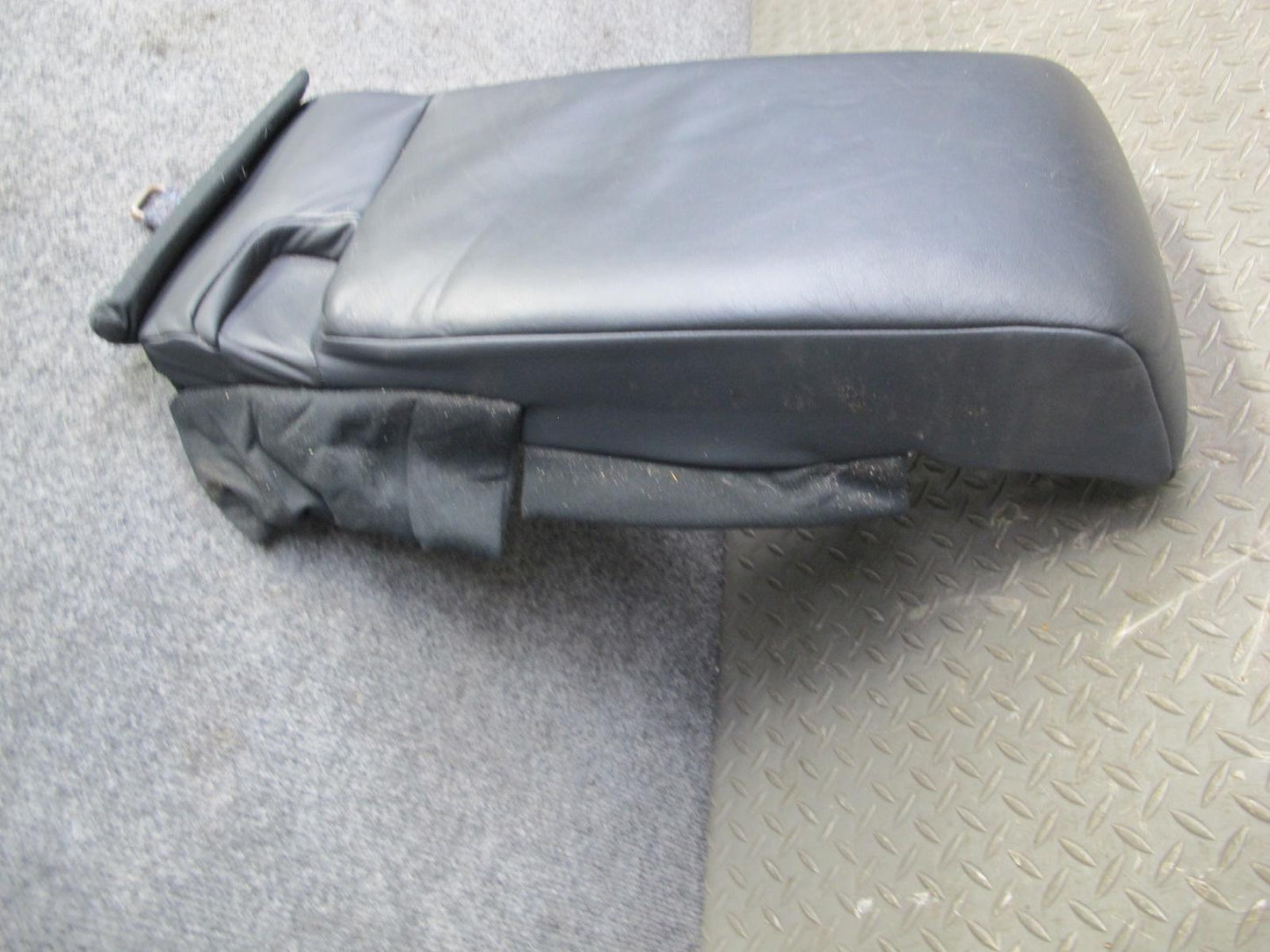08-09 Lexus LS600h Rear Seat Center Lower Cushion Leather Black OEM