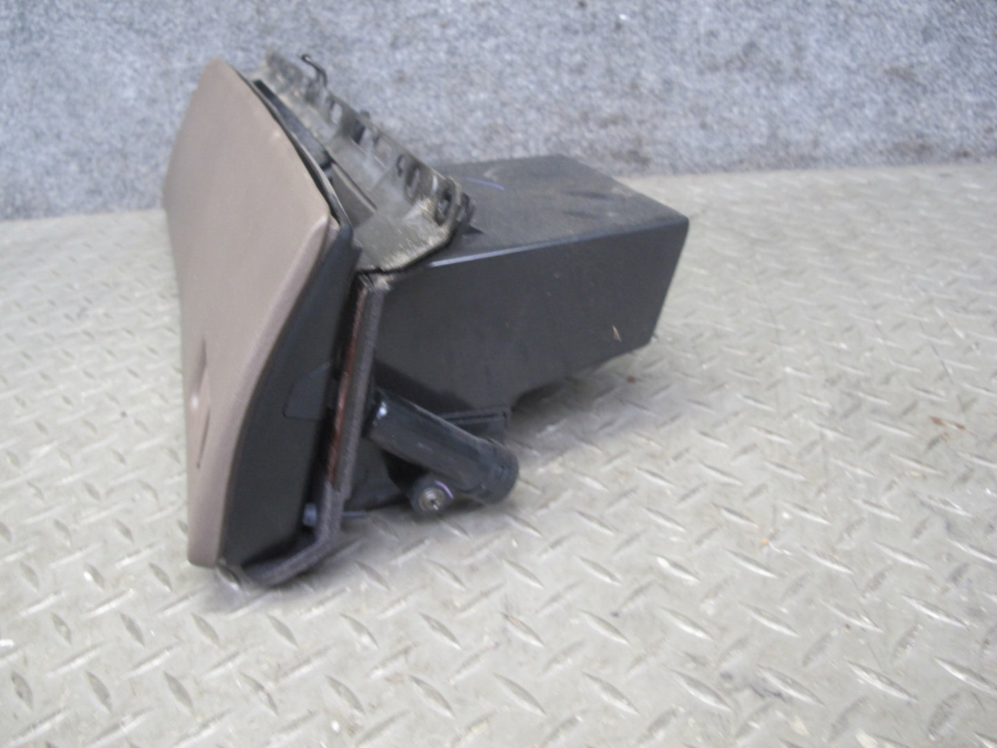 95-00 Lexus LS400 UCF20L Dash Right Upper Glove Box Storage Compartment OEM