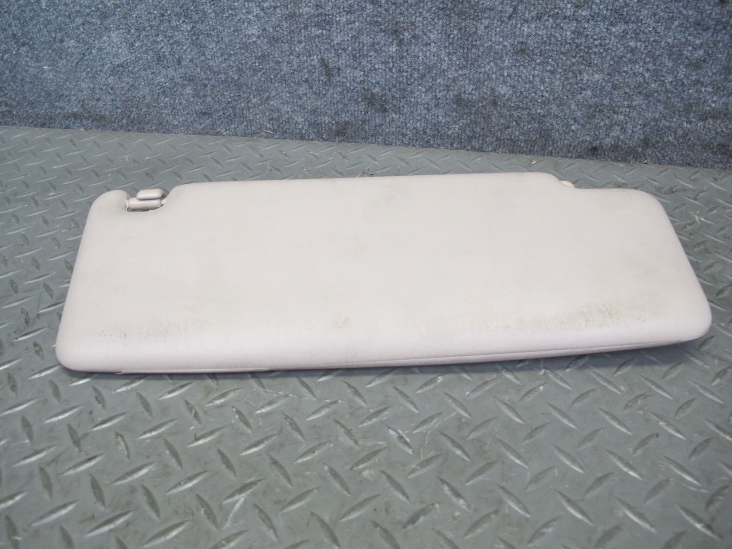 95-97 Lexus LS400 UCF20L Set of 2 Front Left & Right Sun Visor Ivory OEM