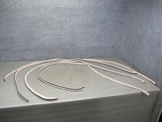 95-00 Lexus UCF20L LS400 Set of 4 Front & Rear Door Weatherstrip Seal Ivory OEM