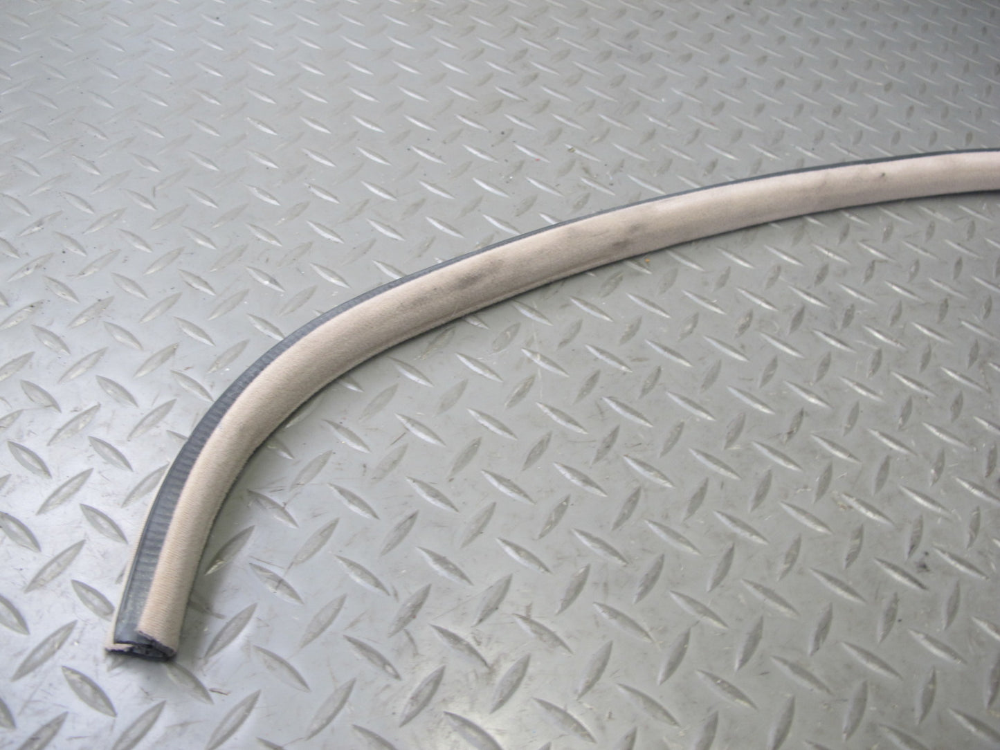 95-00 Lexus UCF20L LS400 Set of 4 Front & Rear Door Weatherstrip Seal Ivory OEM