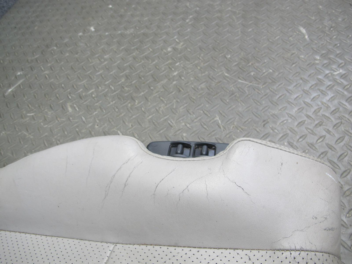 07-08 Nissan 350Z Conv Front Right Seat Lower Cushion Leather Gray w Module OEM