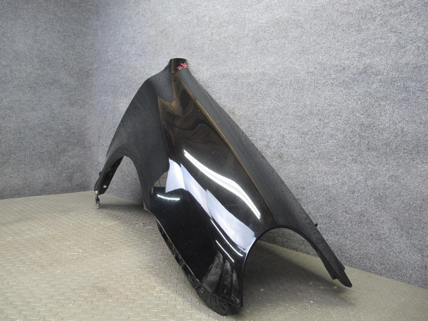 2003-2006 Porsche Cayenne 955 Front Right Fender Shell Cover Panel