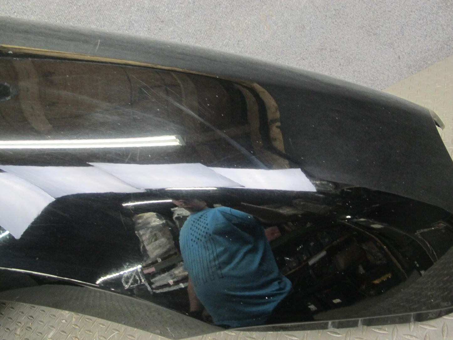 2003-2006 Porsche Cayenne 955 Front Right Fender Shell Cover Panel