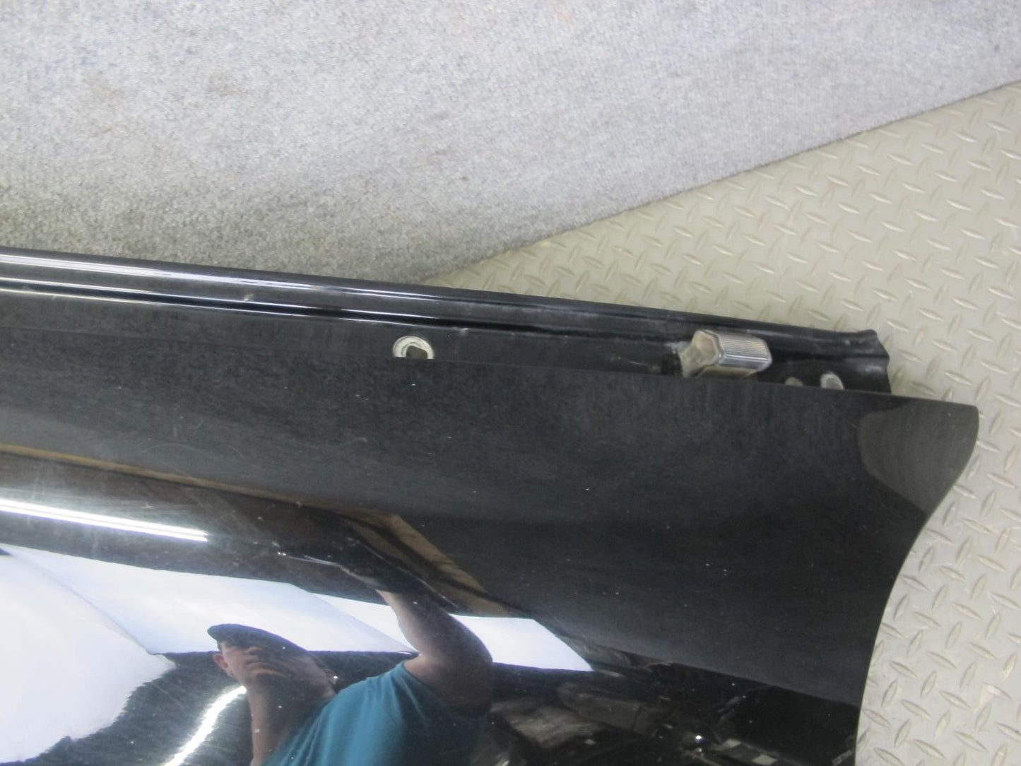 2003-2006 Porsche Cayenne 955 Front Right Fender Shell Cover Panel