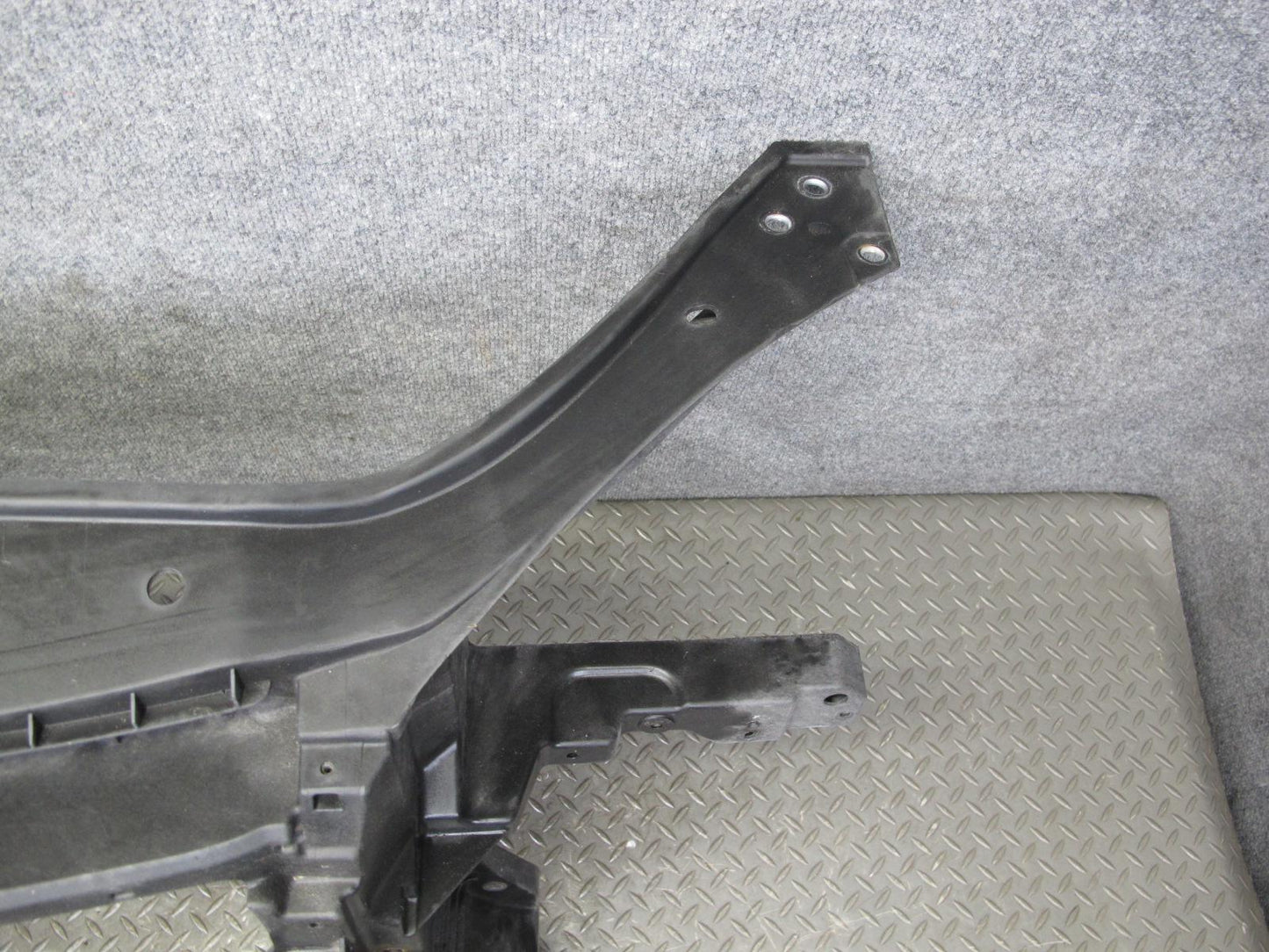 06-09 VW Golf R32 GTI MK5 Front Panel Radiator Core Support Carrier OEM