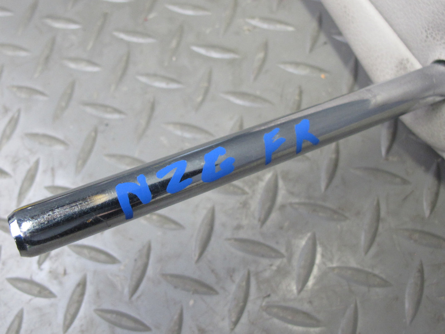 07-09 Nissan 350Z Z33 Conv Set of 2 Front Left & Right Leather Headrest Gray OEM