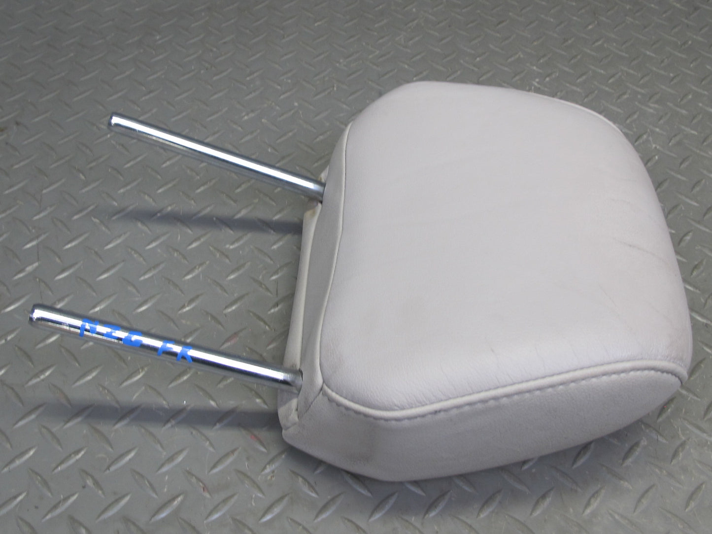 07-09 Nissan 350Z Z33 Conv Set of 2 Front Left & Right Leather Headrest Gray OEM