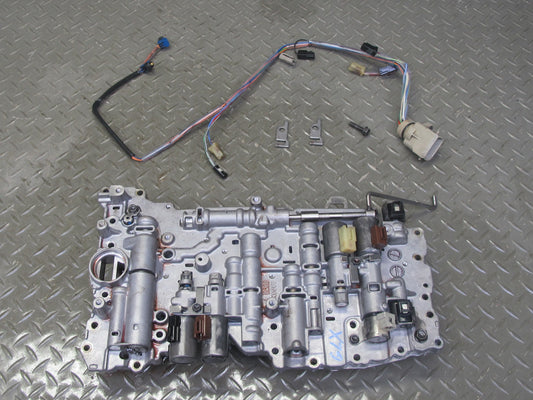 2004-2005 Lexus UZJ100L LX470 A/T Automatic Transmission Valve Body Mechatronic