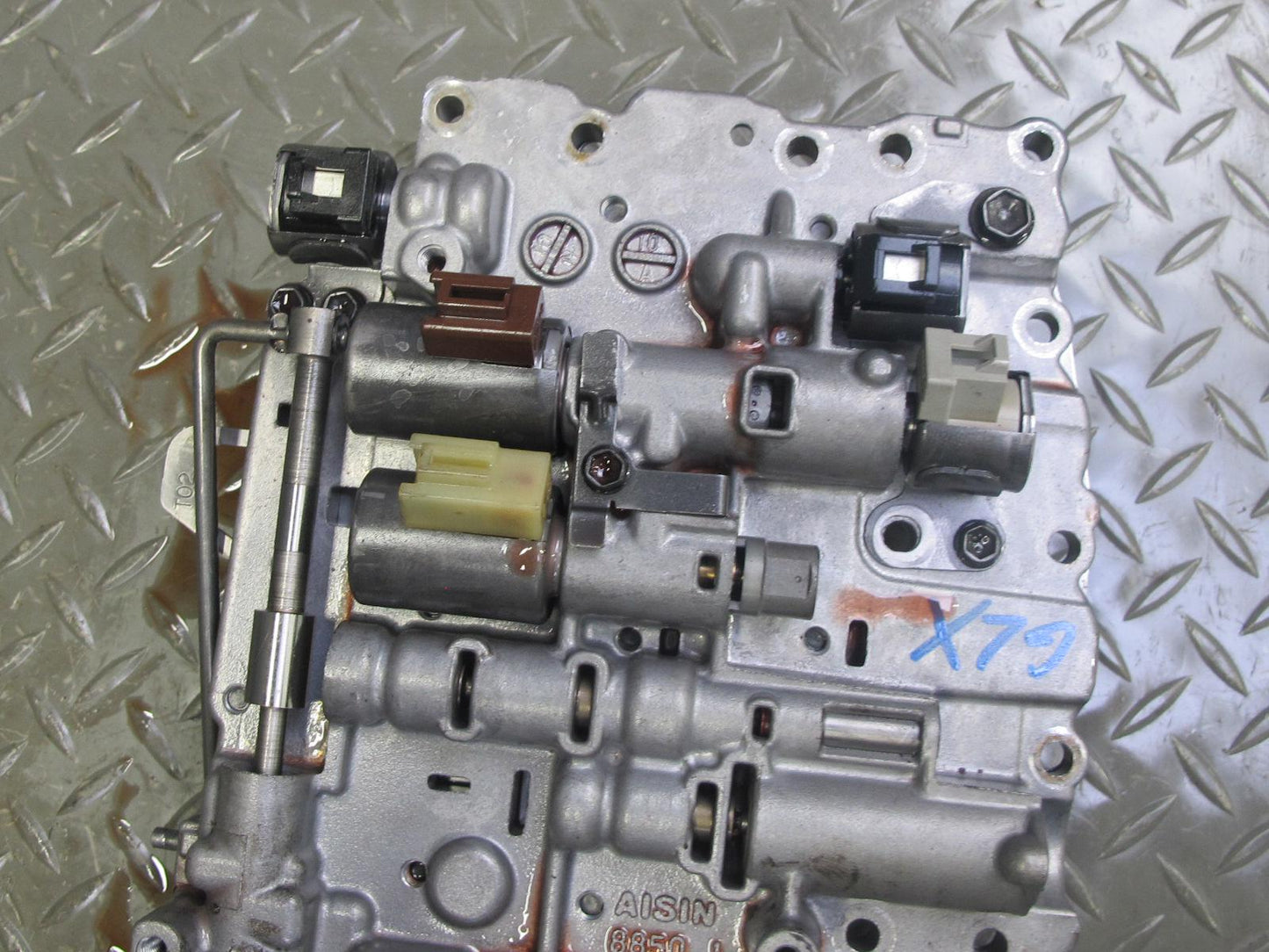 2004-2005 Lexus UZJ100L LX470 A/T Automatic Transmission Valve Body Mechatronic
