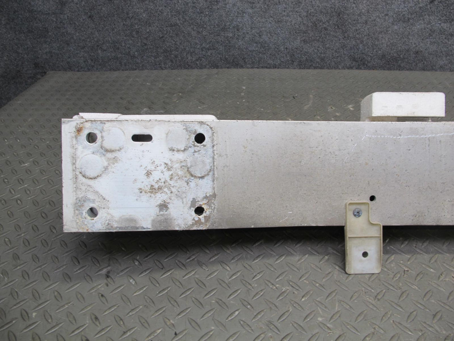 04-09 Nissan 350Z Z33 Convertible Rear Bumper Reinforcement w Foam Absorber OEM