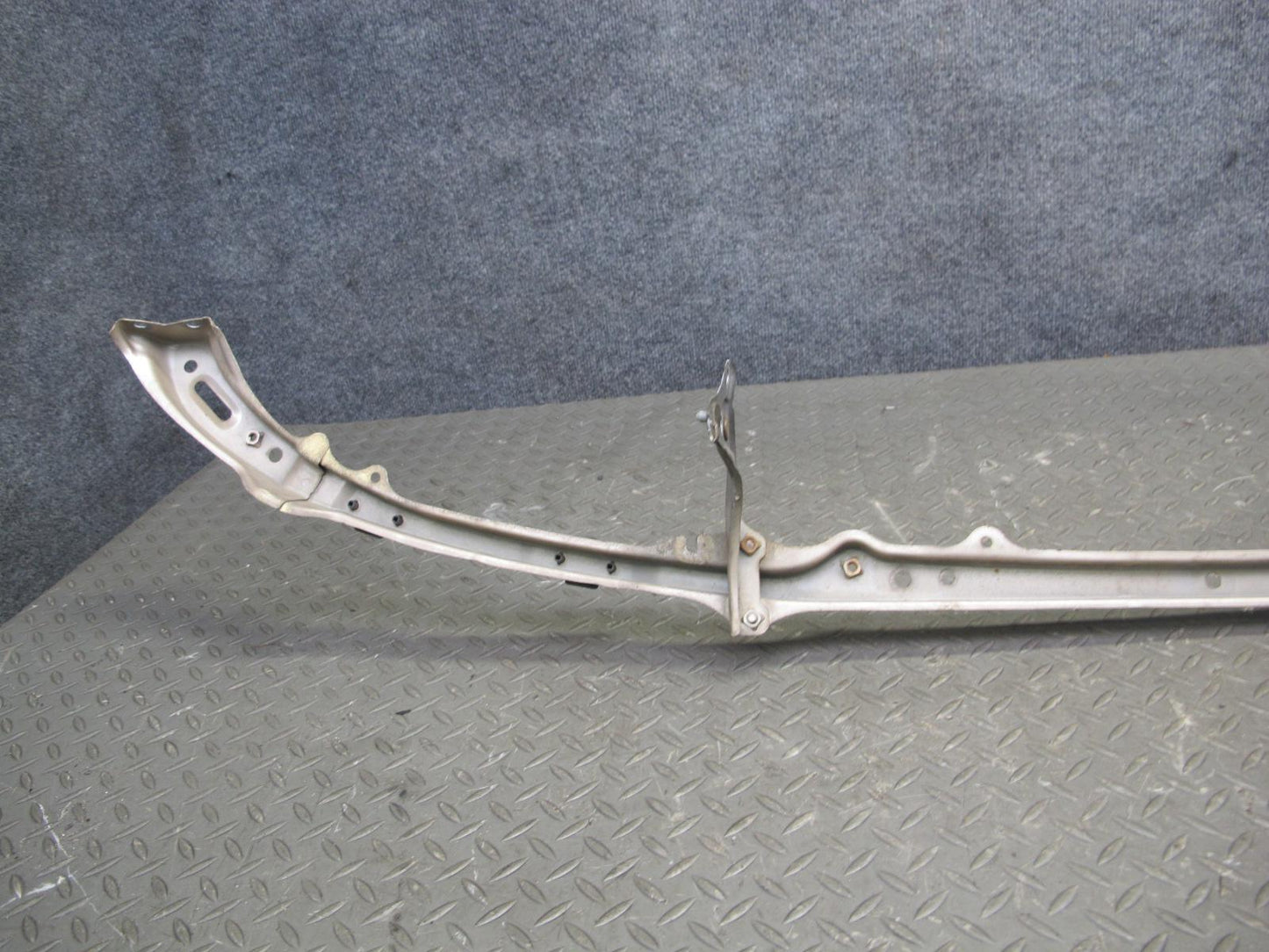 95-97 Lexus UCF20L LS400 Radiator Core Headlight Mount Support Bracket Bar OEM