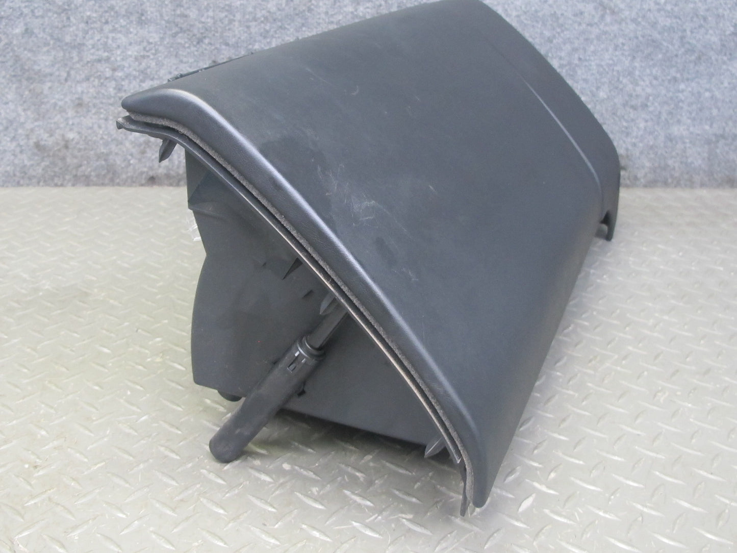 2003-2010 Porsche Cayenne 955 Dash Glove Box Compartment Storage