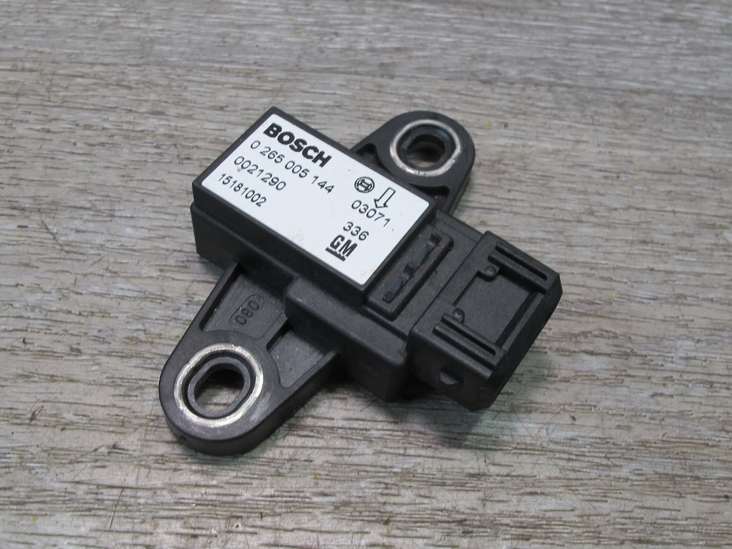 2003-2007 Hummer H2 YAW Turn Rate Acceleration Speed Sensor 15181002