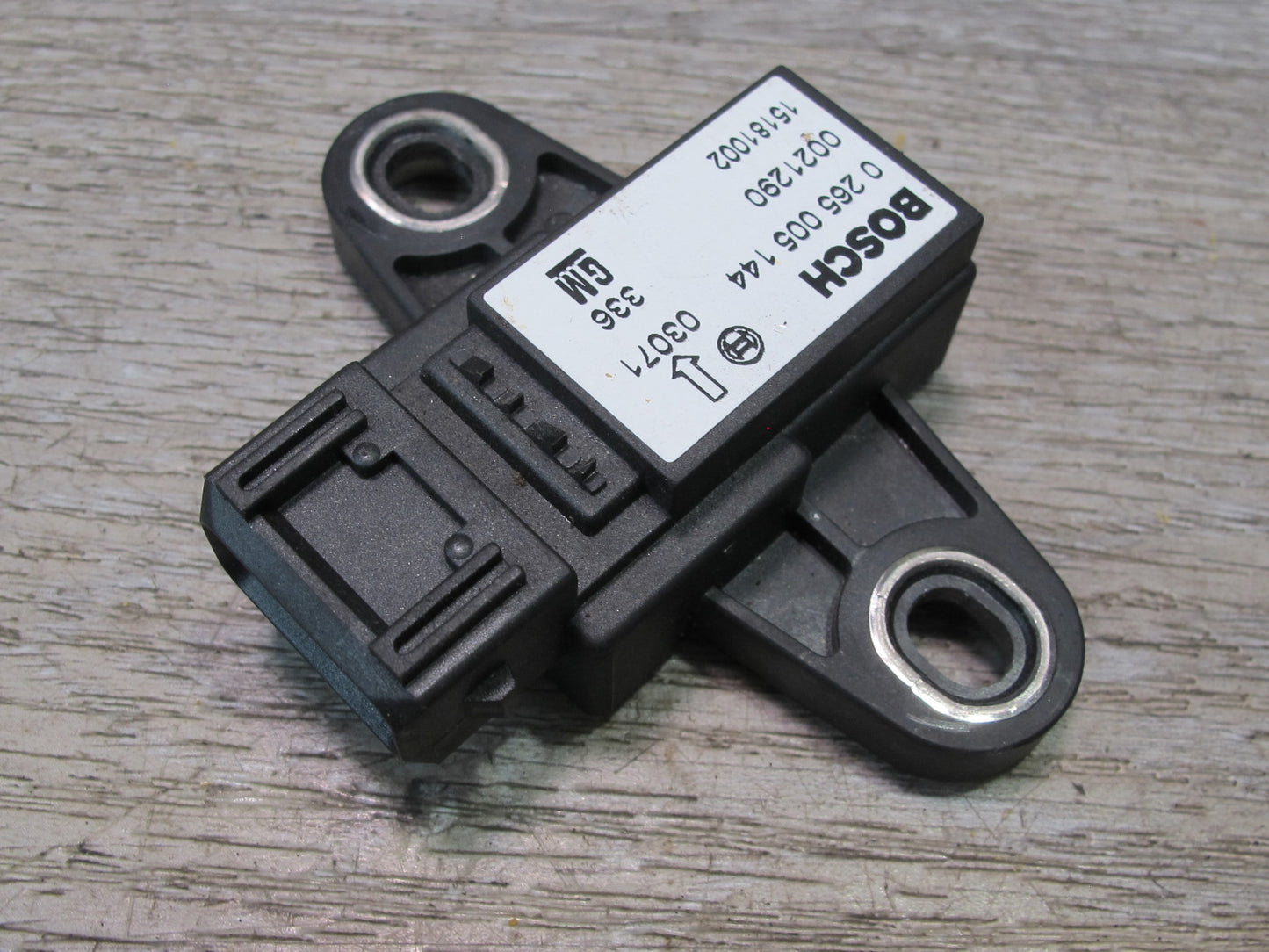 2003-2007 Hummer H2 YAW Turn Rate Acceleration Speed Sensor 15181002