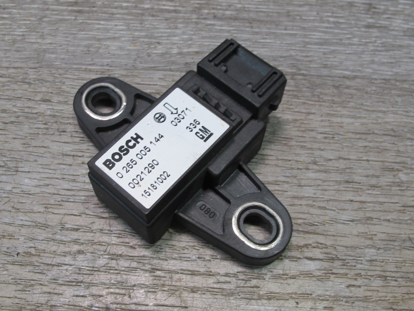 2003-2007 Hummer H2 YAW Turn Rate Acceleration Speed Sensor 15181002