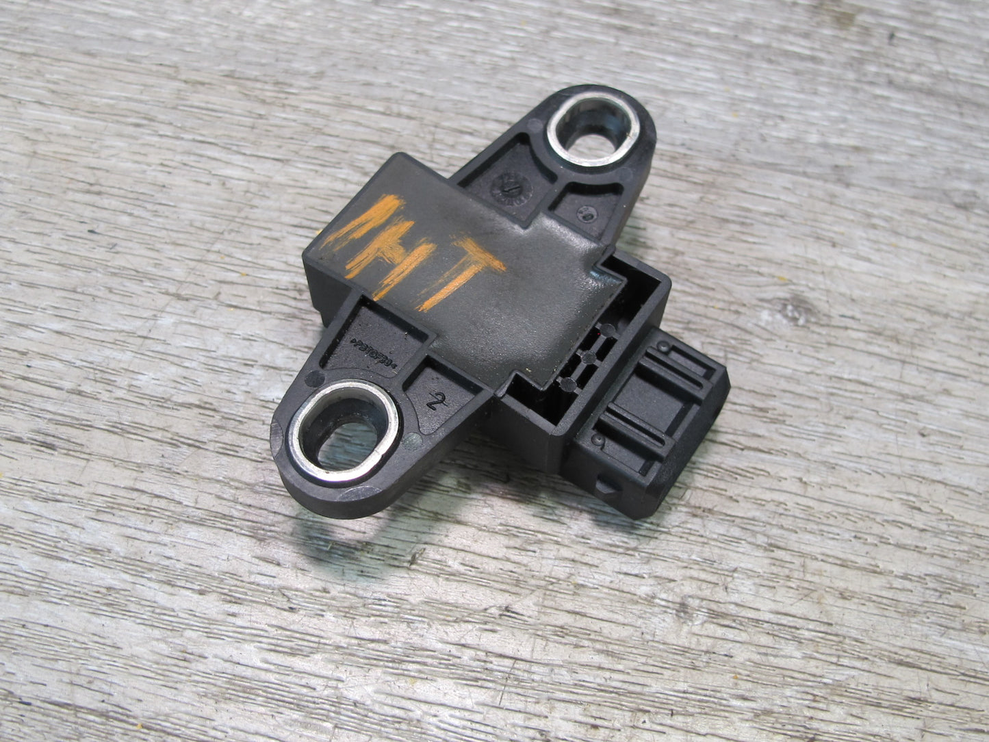 2003-2007 Hummer H2 YAW Turn Rate Acceleration Speed Sensor 15181002