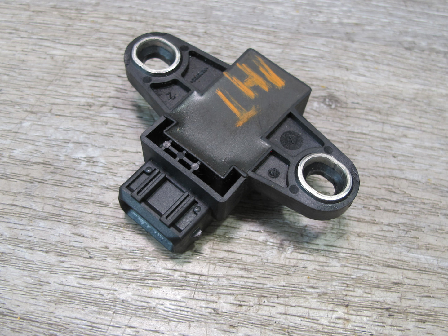 2003-2007 Hummer H2 YAW Turn Rate Acceleration Speed Sensor 15181002