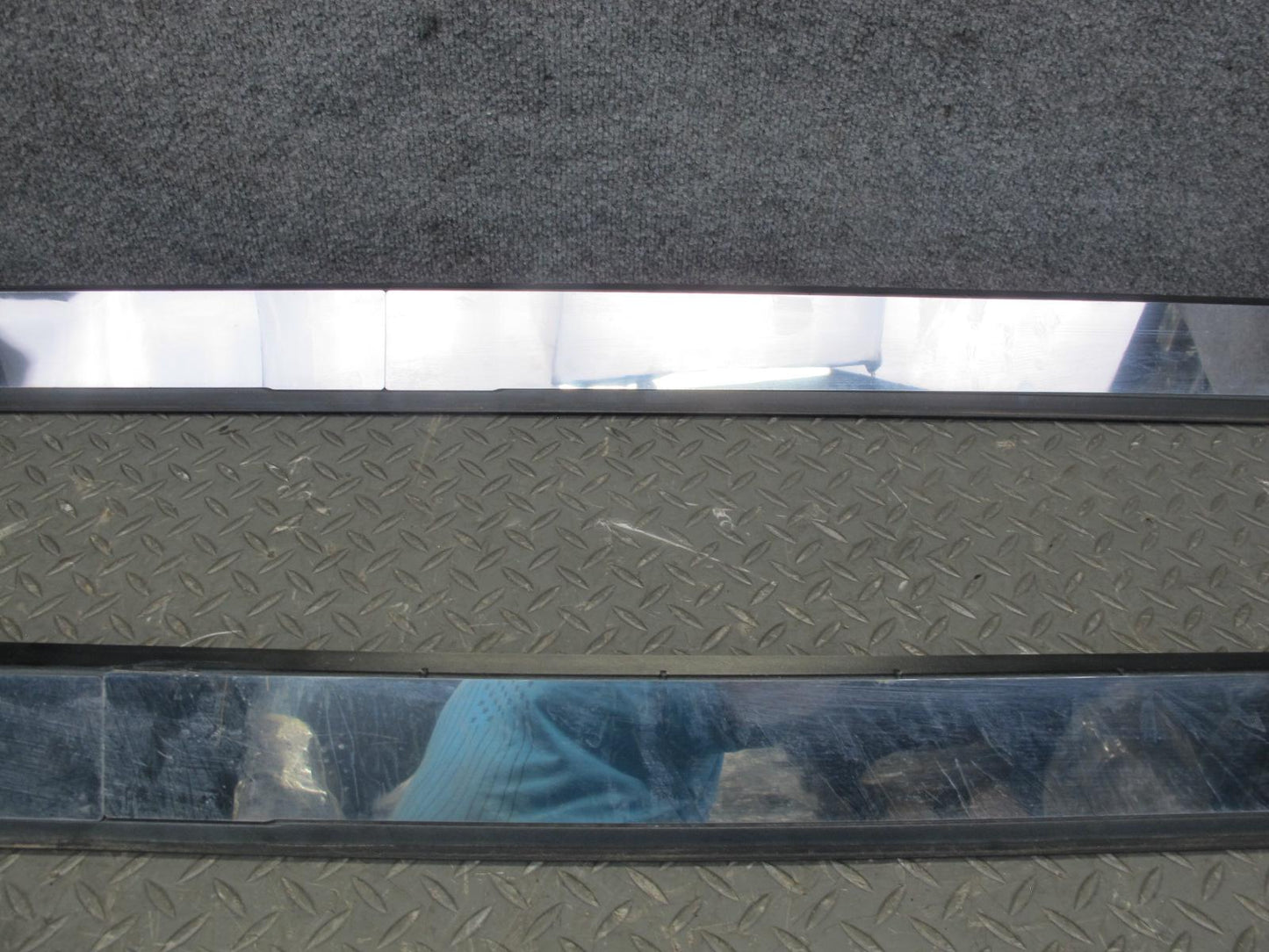 2003-2009 Hummer H2 Front Right & Left Side Roof Rack Rail Cover  Molding Set