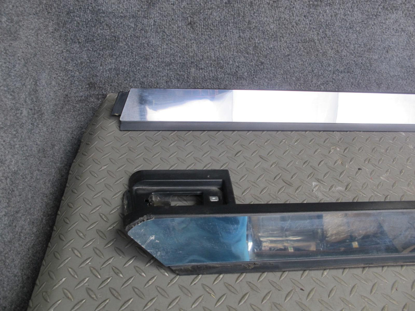 2003-2009 Hummer H2 Front Right & Left Side Roof Rack Rail Cover  Molding Set
