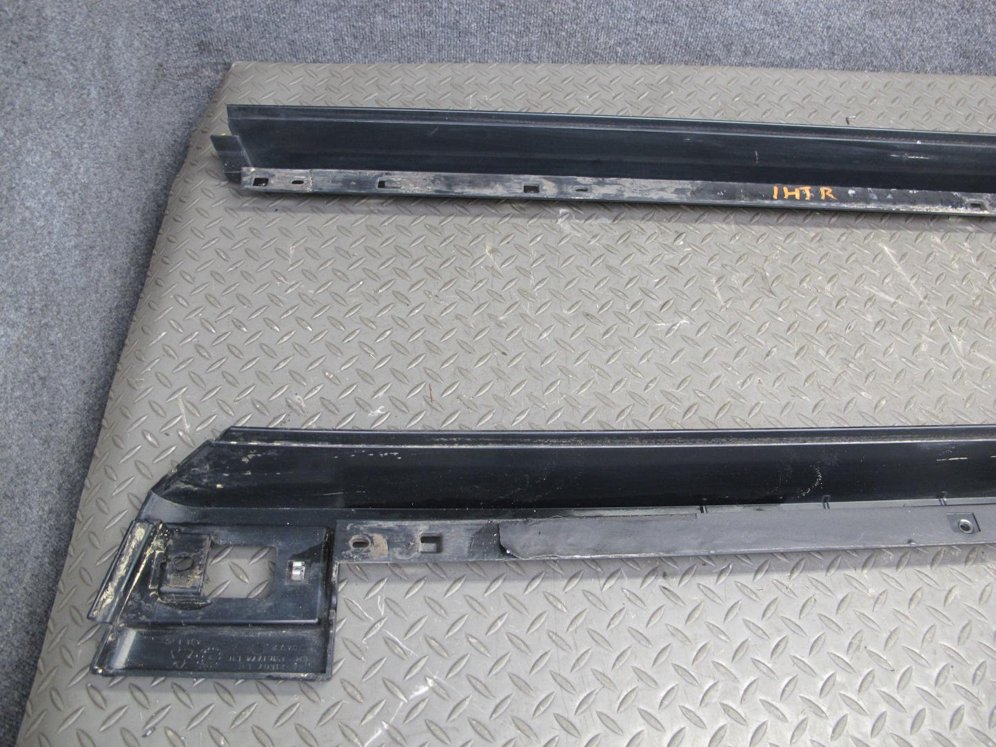 2003-2009 Hummer H2 Front Right & Left Side Roof Rack Rail Cover  Molding Set