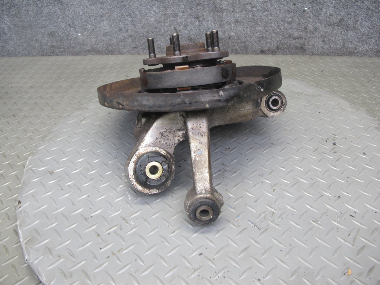 91-96 Nissan Z32 300ZX NON Turbo Rear Left Spindle Knuckle Wheel Hub OEM